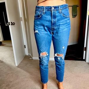 Levi’s High Waisted Jean Size 28